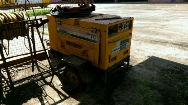 เครื่องปั้มลมเคลื่อนที่