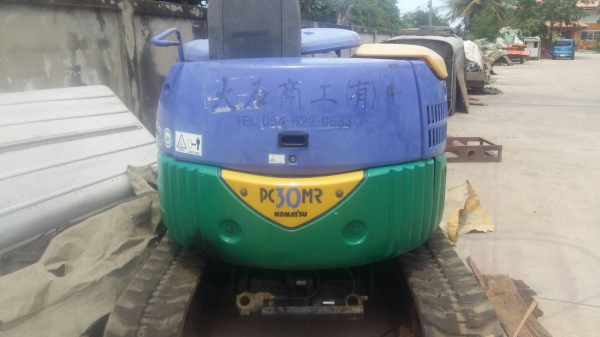 ขายรถขุดเล็กนำเข้าจากญี่ปุ่น komatsu pc30mr-1 สภาพสวยมาก ช่วงล่างสวย ใช้งานน้อย2265ชม.สนใจติดต่อ089-2579650 ดูรถได้ที่ อ.นครชันศรี จ.นครปฐม