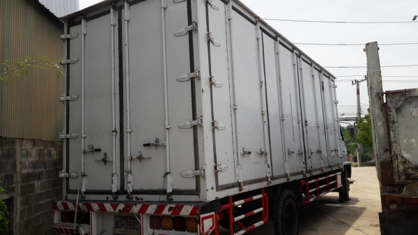 Isuzu FTR 195 ยาว 7.20 เมตร เบรกทิฟฟี่ ทะเบียนพร้อมโอน Isuzu FTR 195 ยาว 7.20 เมตร เบรกทิฟฟี่ ทะเบียนพร้อมโอน