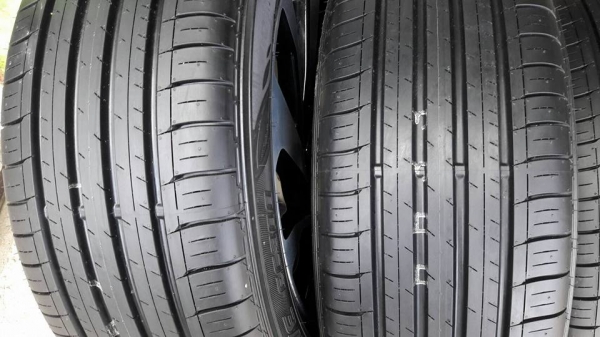 ขายล้อแม็กป้ายแดง civic fc 16" ยางปี16 สนใจติดต่อ ตาเล็ก ล้อและยางครับ 081-3747940