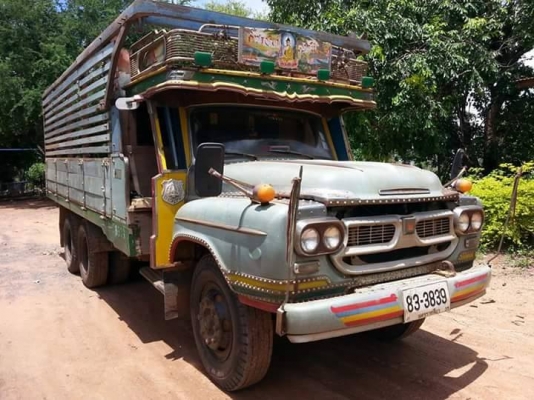 ขายรถ10ล้อ ดั้ม2เพลา หัวยาว เครื่อง165แรง สโลกลาง รถสวยสภาพพร้อมใช้งาน เอกสารพร้อมโอน ราคา310,000 สนใจโทร 090-8588220คุณนะ 093-3258446คุณบิว หรือเข้าดูสินค้าอื่นๆได้ที่ www.narong2truck.com หรือ www.truck.in.th/498 หรือเพจFacebook ณรงค์ ซื้อขายรถมือสอง (เ