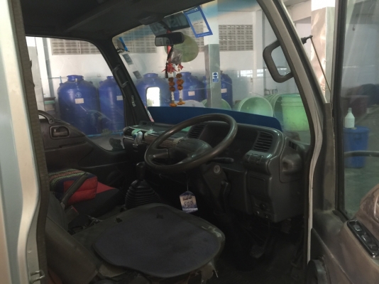 ขาย 6 ล้อ ISUZU NKR 120 แรง