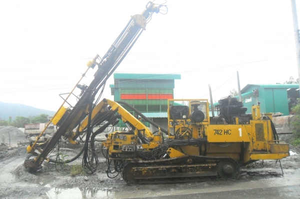 atlas copco รุ่น roc742 hc # 1 atlas copco รุ่น roc742 hc # 1