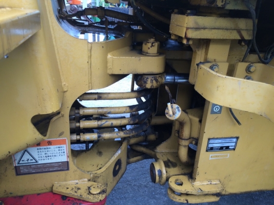 รถตัก CATERPILLAR 910F เก่าญี่ปุ่นแท้ งามสุดๆ !!!