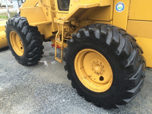 รถตัก CATERPILLAR 910F เก่าญี่ปุ่นแท้ งามสุดๆ !!!