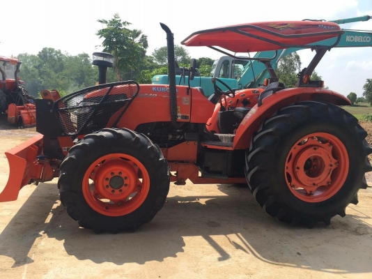 รถไถมือสองราคาถูกm8540. ราคาเพียง 730000บาทเท่านั้น.