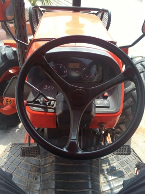 รถไถมือสองราคาถูกm8540. ราคาเพียง 730000บาทเท่านั้น.