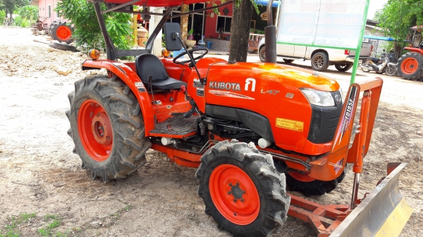 ขายรถไถL4708ใบมีดผาล4พร้อมใช้ครับ ขายรถไถL4708ใบมีดผาล4พร้อมใช้ครับ