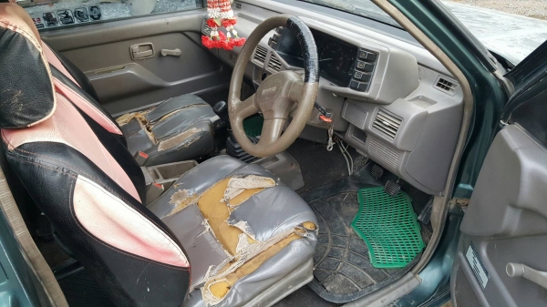 ขายรถ ISUZU TFR ปี97 เครื่องดี คัสซีสวย รถพร้อมใช้งาน เอกสารพร้อมโอน ราคา.125,000 บาท โทร.080-1085007 บอล