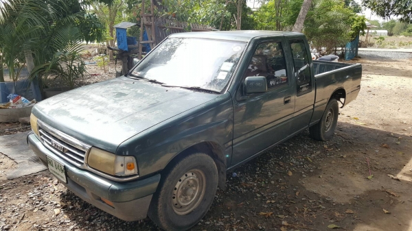 ขายรถ ISUZU TFR ปี97 เครื่องดี คัสซีสวย รถพร้อมใช้งาน เอกสารพร้อมโอน ราคา.125,000 บาท โทร.080-1085007 บอล