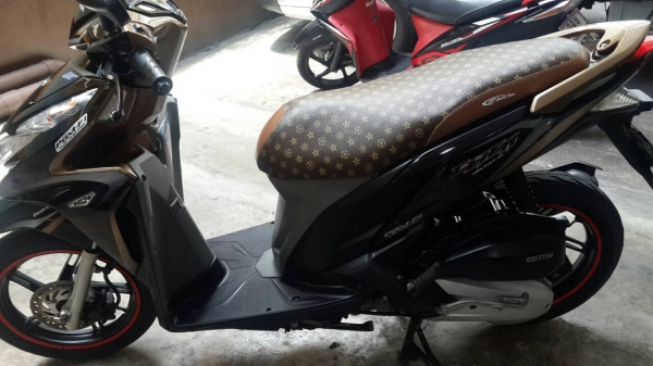 ขาย Honda Click 125 i ล้อแม็ก เครื่องดี สีสวย เล่มพร้อมชุดโอน ขาย Honda Click 125 i ล้อแม็ก เครื่องดี สีสวย เล่มพร้อมชุดโอน