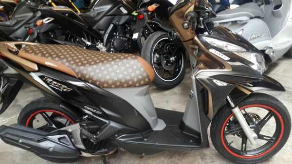 ขาย Honda Click 125 i ล้อแม็ก เครื่องดี สีสวย เล่มพร้อมชุดโอน ขาย Honda Click 125 i ล้อแม็ก เครื่องดี สีสวย เล่มพร้อมชุดโอน