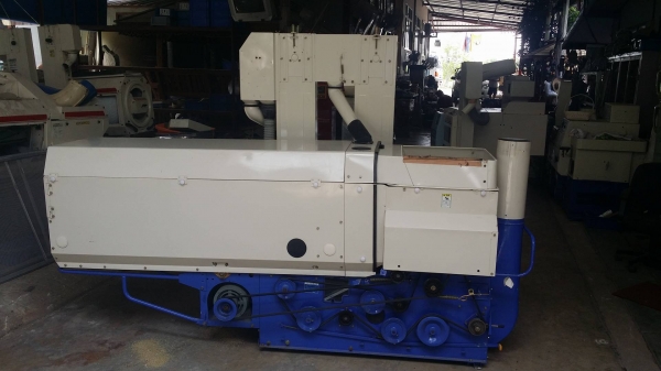 เครื่องสีข้าวกล้องเก่าญี่ปุ่น  ISEKI  รุ่น 500  สภาพเครื่องสวย พร้อมใช้งาน