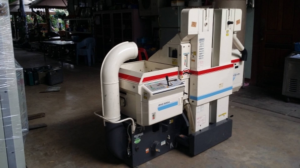 เครื่องสีข้าวกล้องเก่าญี่ปุ่น YANMAR รุ่น RHS300A สภาพเครื่องสวย พร้อมใช้งาน