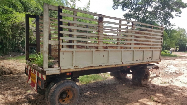 ขาย ลูกพ่วง 2 เพลา ไม่ดั้ม ยาว 6.50 เมตร ไม่มีทะเบียนนะครับ