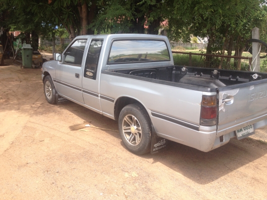 ขาย  อีซูซู  หน้าหนู ปี  39    รุ่นพิเศษ  ก.ไฟฟ้า  พ.เพาร์เวอร์