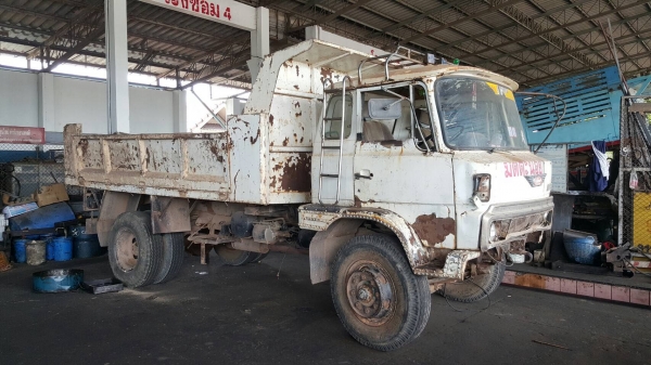 ขาย 6 ล้อดั้ม HINO KR300 เครื่อง EH100 150 แรงม้า หัวเก๋งไม่ค่อยสวย เอกสารเล่มทะเบียนพร้อม ขาย 6 ล้อดั้ม HINO KR300 เครื่อง EH100 150 แรงม้า หัวเก๋งไม่ค่อยสวย เอกสารเล่มทะเบียนพร้อม