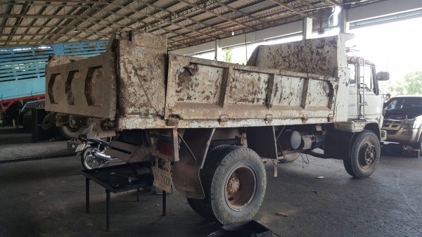 ขาย 6 ล้อดั้ม HINO KR300 เครื่อง EH100 150 แรงม้า หัวเก๋งไม่ค่อยสวย เอกสารเล่มทะเบียนพร้อม ขาย 6 ล้อดั้ม HINO KR300 เครื่อง EH100 150 แรงม้า หัวเก๋งไม่ค่อยสวย เอกสารเล่มทะเบียนพร้อม