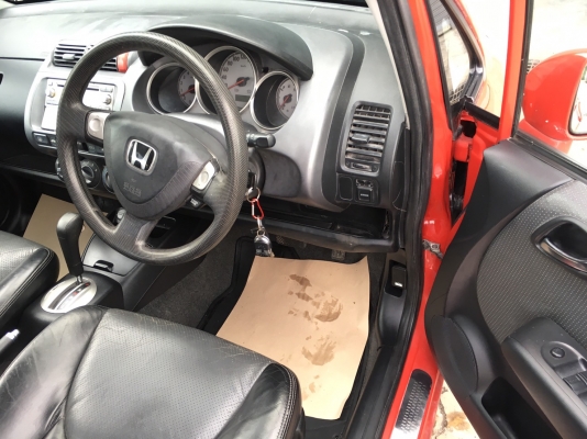 ็HONDA JAZZ i-dsi 1.5