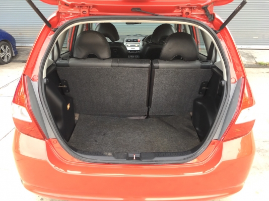 ็HONDA JAZZ i-dsi 1.5
