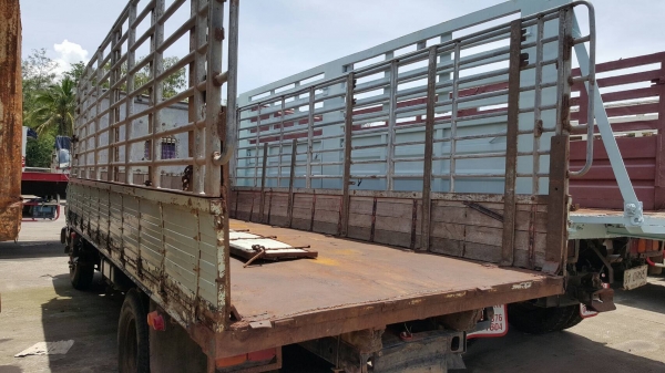 ขาย 6 ล้อ HINO FC2WHKA กระบะยาว 5.50 เมตร เครื่อง WO4D 120 แรงม้า คัสซีสวยตลอดเส้น ทะเบียนพร้อมโอน ขาย 6 ล้อ HINO FC2WHKA กระบะยาว 5.50 เมตร เครื่อง WO4D 120 แรงม้า คัสซีสวยตลอดเส้น ทะเบียนพร้อมโอน