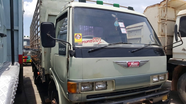 ขาย 6 ล้อ HINO FC2WHKA กระบะยาว 5.50 เมตร เครื่อง WO4D 120 แรงม้า คัสซีสวยตลอดเส้น ทะเบียนพร้อมโอน ขาย 6 ล้อ HINO FC2WHKA กระบะยาว 5.50 เมตร เครื่อง WO4D 120 แรงม้า คัสซีสวยตลอดเส้น ทะเบียนพร้อมโอน