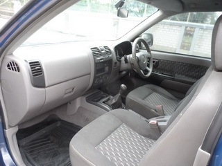 ISUZU D-MAX 2.5 CAB 4 MT ปี 2004 รถสวยพร้อมใช้ จัดไฟแนนซ์ได้ T.086-527-9533 ISUZU D-MAX 2.5 CAB 4 MT ปี 2004 รถสวยพร้อมใช้ จัดไฟแนนซ์ได้ T.086-527-9533