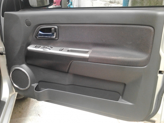 ISUZU  D-MAX PLATINUM  2.5 SLX  ปี09