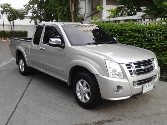 ISUZU  D-MAX PLATINUM  2.5 SLX  ปี09