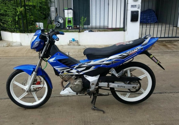ขาย Honda Sonic 125 ปี44 เครื่องเดิมๆไม่เคยแกะ มือเดียวป้ายแดง