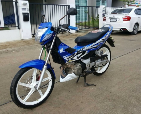 ขาย Honda Sonic 125 ปี44 เครื่องเดิมๆไม่เคยแกะ มือเดียวป้ายแดง