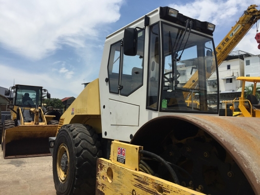 รถบดสั่นสะเทือน 19 ตัน Bomag BW219 DH-3 สภาพดี นำเข้าจากยุโรป พร้อมใช้งาน รถบดสั่นสะเทือน 19 ตัน Bomag BW219 DH-3 สภาพดี นำเข้าจากยุโรป พร้อมใช้งาน