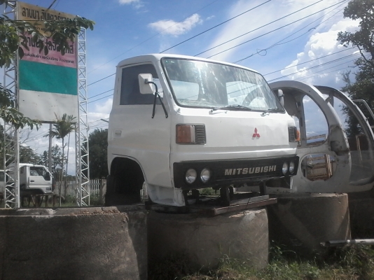 ขายหัวเก๋งรถบรรทุกขนาด 6 ล้อกลางยี่ห้อ MITSUBISHI CANTER  ราคา 22,000 บาท