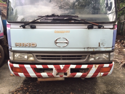 รถฮีโน่ 6 ล้อ บรรทุกน้ำมัน FC4J  140 แรงม้า. ปี 44. , ( * มี ขาย 2 คัน. )     สนใจติดต่อ  081 - 6079515