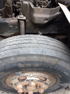 รถฮีโน่ 6 ล้อ บรรทุกน้ำมัน FC4J  140 แรงม้า. ปี 44. , ( * มี ขาย 2 คัน. )     สนใจติดต่อ  081 - 6079515