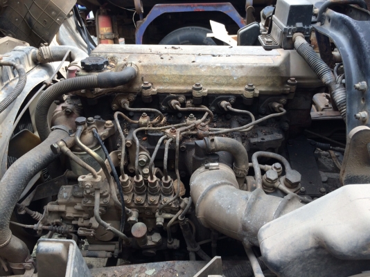 รถฮีโน่ 6 ล้อ บรรทุกน้ำมัน FC4J  140 แรงม้า. ปี 44. , ( * มี ขาย 2 คัน. )     สนใจติดต่อ  081 - 6079515