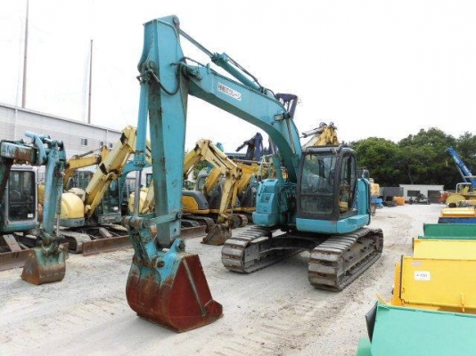 ขายรถแบคโฮ KOBELCO SK200SR YY04 ปี2006 (MARK6) คอนโทรลสั้น สภาพสวยพร้อมใช้งาน