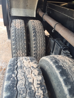 รถฮีโน่ 10 ล้อดั้ม FM1A 344 แรงม้า. ปี 55. , ( ขาย แม่ , ลูก. )    สนใจติดต่อ  081 - 6079515