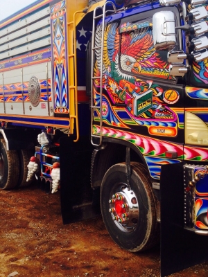 รถฮีโน่ 10 ล้อดั้ม FM1A 344 แรงม้า. ปี 55. , ( ขาย แม่ , ลูก. )    สนใจติดต่อ  081 - 6079515