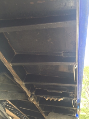 รถฮีโน่ 10 ล้อดั้ม FM1A 344 แรงม้า. ปี 55. , ( ขาย แม่ , ลูก. )    สนใจติดต่อ  081 - 6079515