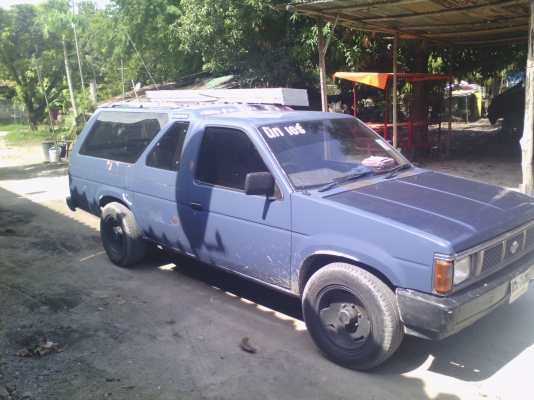 ขายรถแวนยี่ห้อ นิสสัน BIG-M / 1992 เครื่องยนต์ BD25 ฝาแดง พวงมาลัยพาวเวอร์ เอกสารพร้อมโอน ราคาถูก