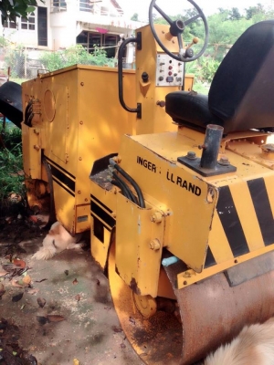 ต้องการขายรถบด