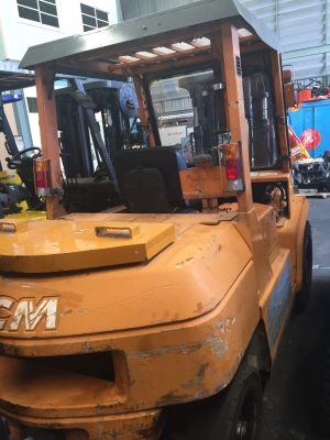 ขายรถ tcm ขนาด 4 ตัน เครื่องยนต์ ดีเซล  เกียร์ ออโต้