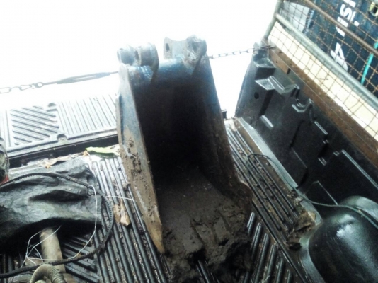 ขายเหมา หัวเจาะแม็คโครเล็ก บิ้กเอ็มฝาแดง บุ้งกี๋ แยกซื้อได้