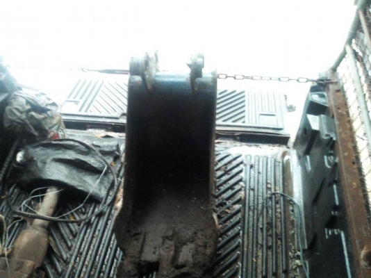 ขายเหมา หัวเจาะแม็คโครเล็ก บิ้กเอ็มฝาแดง บุ้งกี๋ แยกซื้อได้