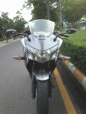 HONDA CBR 250R