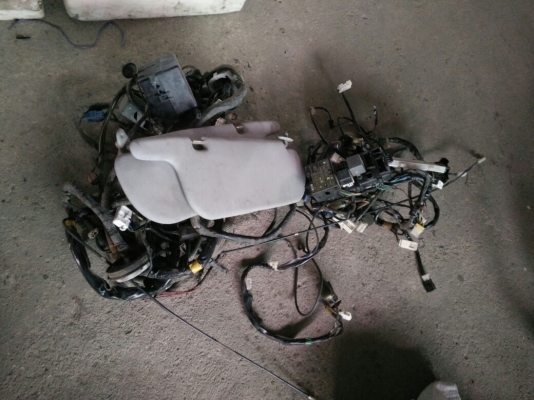 ชุดสายไฟหัวเก๋งทั้งชุดมิตซูสตราด้า