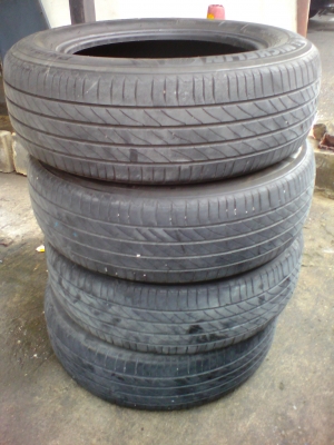 ยางมิชลิน 195 65 15 ปี13  1 ชุด