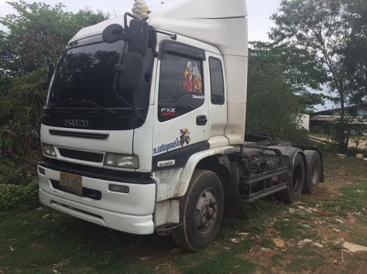 10 ล้อหัวลาก 320 แรง แมคโหลดปี 2550 สภาพดี พร้อมใช้ เก๋งเคยทำสีมาบ้างแล้ว