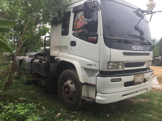 10 ล้อหัวลาก 320 แรง แมคโหลดปี 2550 สภาพดี พร้อมใช้ เก๋งเคยทำสีมาบ้างแล้ว